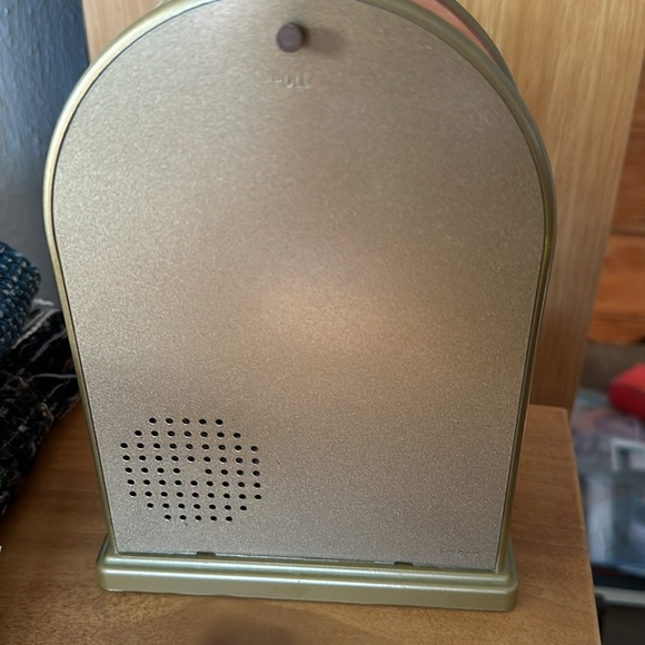 Howard Miller Carols of Christmas Clock - Picture 3 of 5